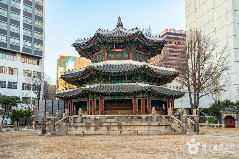 황궁우 근접 사진